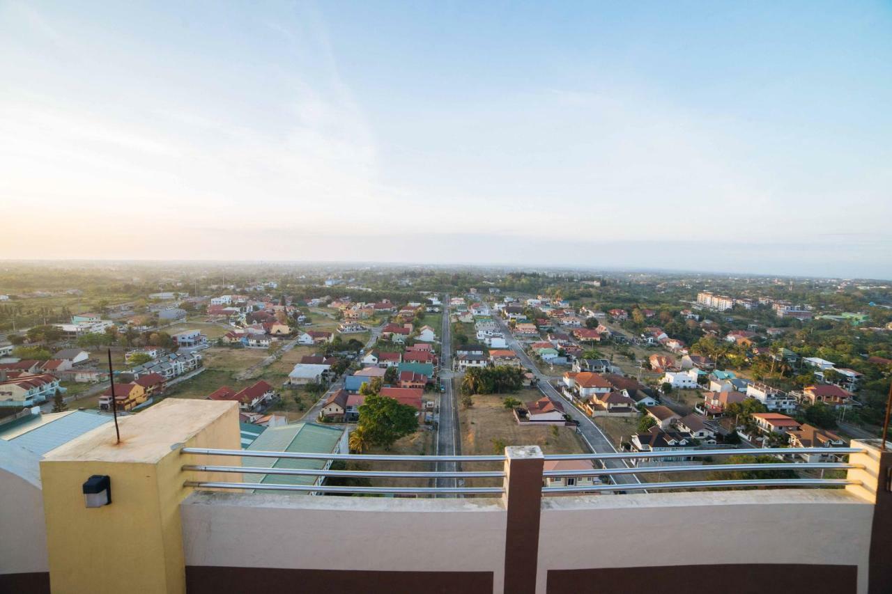 Reddoorz Premium @ Cityland Tagaytay 2 Tagaytay City Exterior foto
